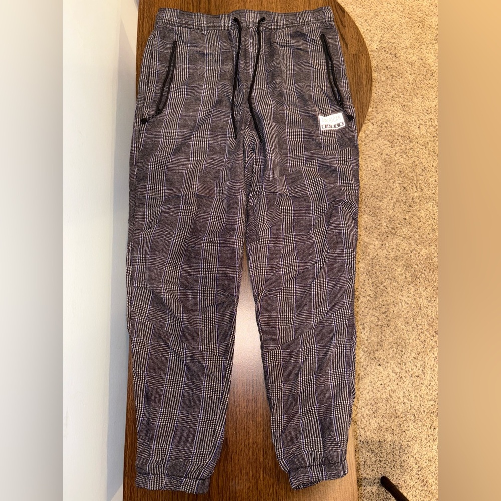 American Eagle grey and blue plaid vintage joggers